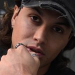 Nico Solabarrieta despierta rumores de romance por compañía en su viaje a Marruecos